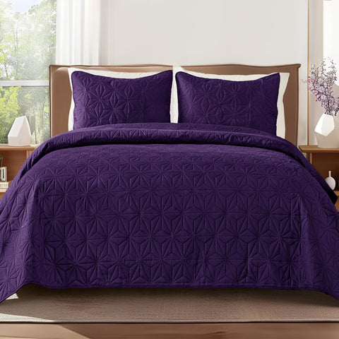 Whale Flotilla queen quilt bedspread in soft purple for all-season comfort.
