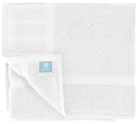 White Classic bath mat used in kitchen or laundry for soft, practical comfort.
