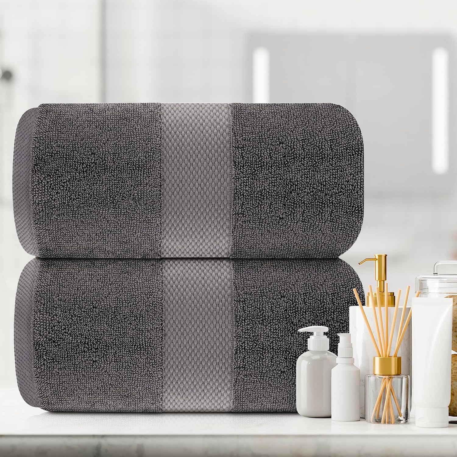 White Classic machine-washable bath sheet for easy care and upkeep.