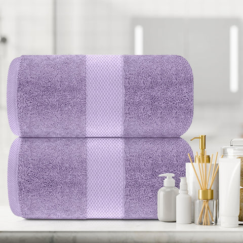 White Classic lint-free finish on a plush 650 GSM cotton towel.