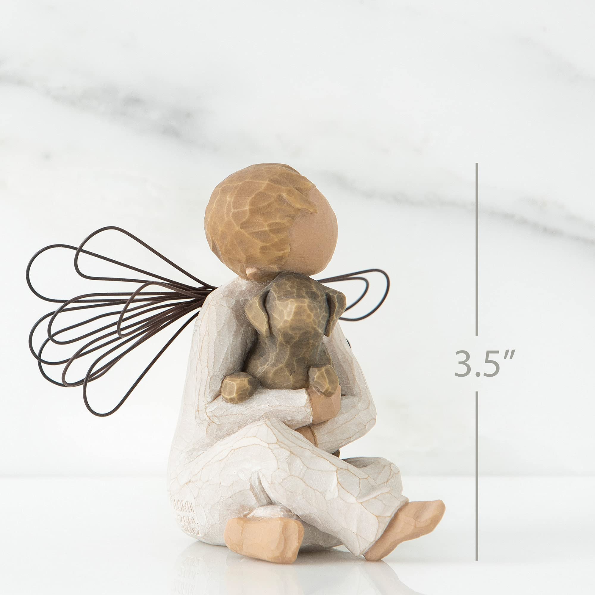 Willow Tree Angel of Comfort: delicate wire wings add lightness to the figure.