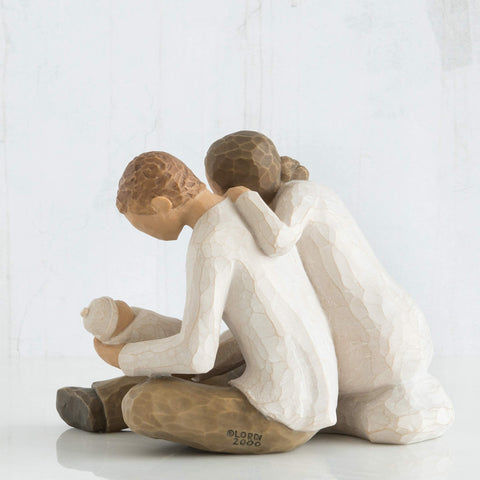 Willow Tree New Life hand-painted detail capturing family warmth and connection.