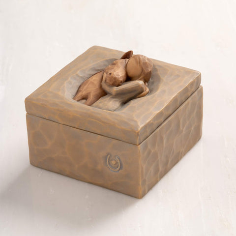 Willow Tree Quiet Strength inside message reveals caring sentiment for loved ones.