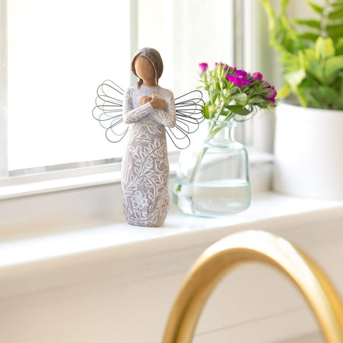 Willow Tree Remembrance Angel hand painted detail; crafted artistry for sympathy gifts