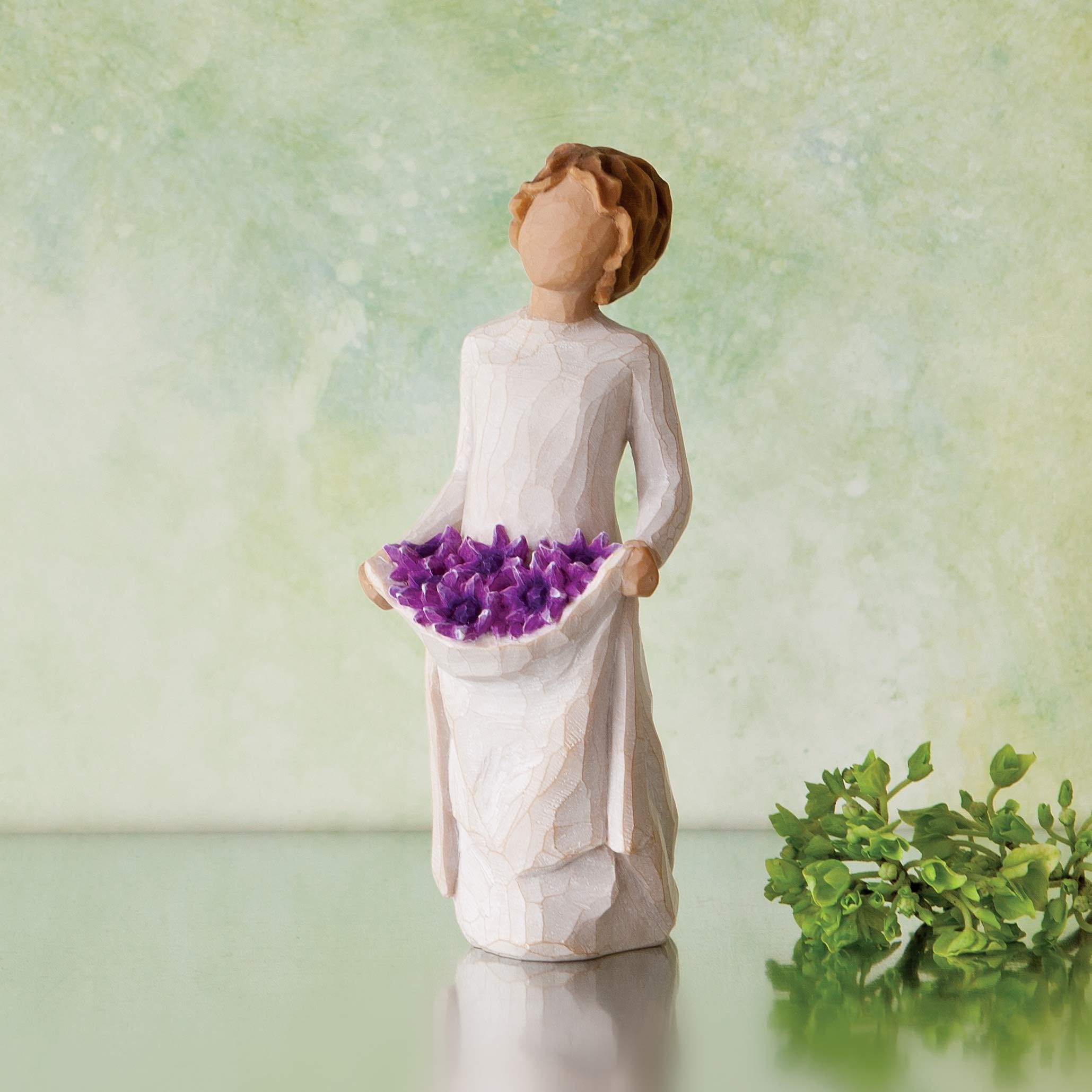 Gift-ready packaging makes Willow Tree Simple Joys ideal for gifting