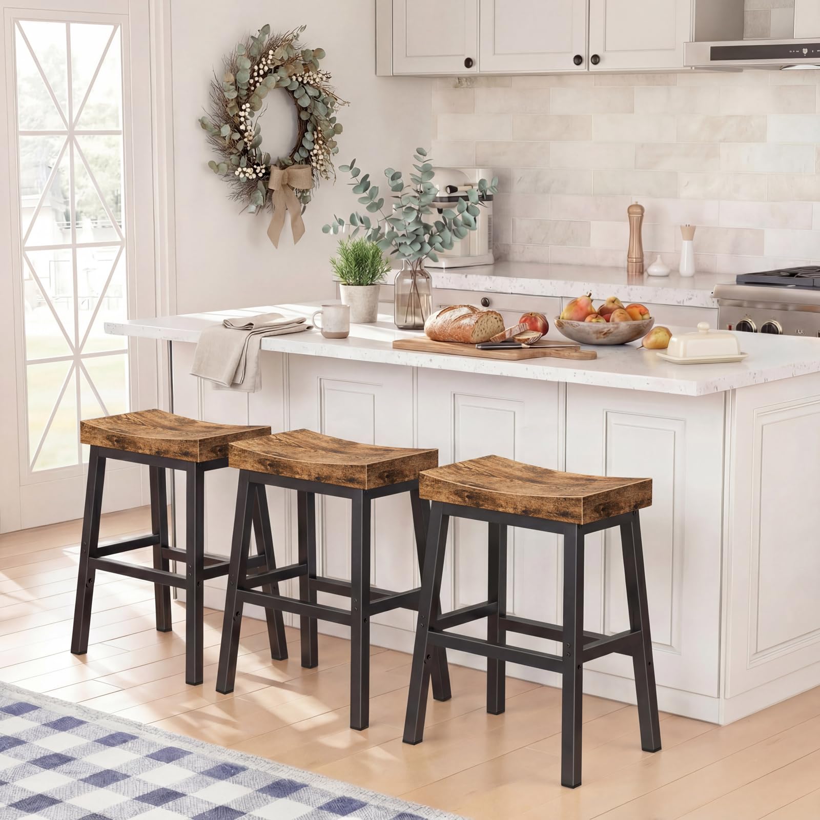 WINAZ Rustic Bar Stool footrest two-levels demonstrates versatile foot support for varied heights.