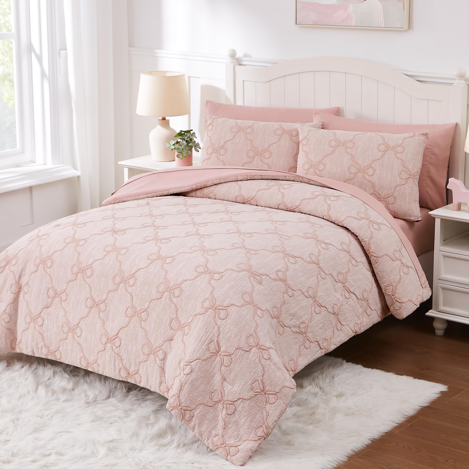 Wink Deer's full-size pink diamond flat sheet for breathable comfort