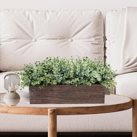 Winlyn two-tone leaves with dusty finish look lifelike.