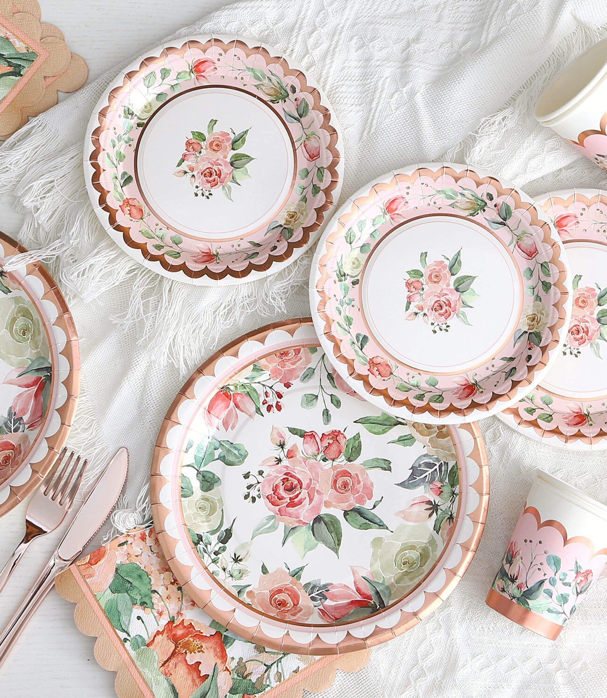 Winoo Design rose gold utensils—knives and forks with chic vintage charm