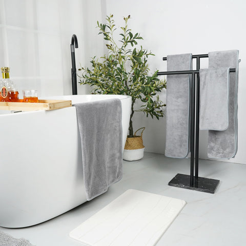 WISATO floor-standing rack fits small bathrooms while offering tall storage.