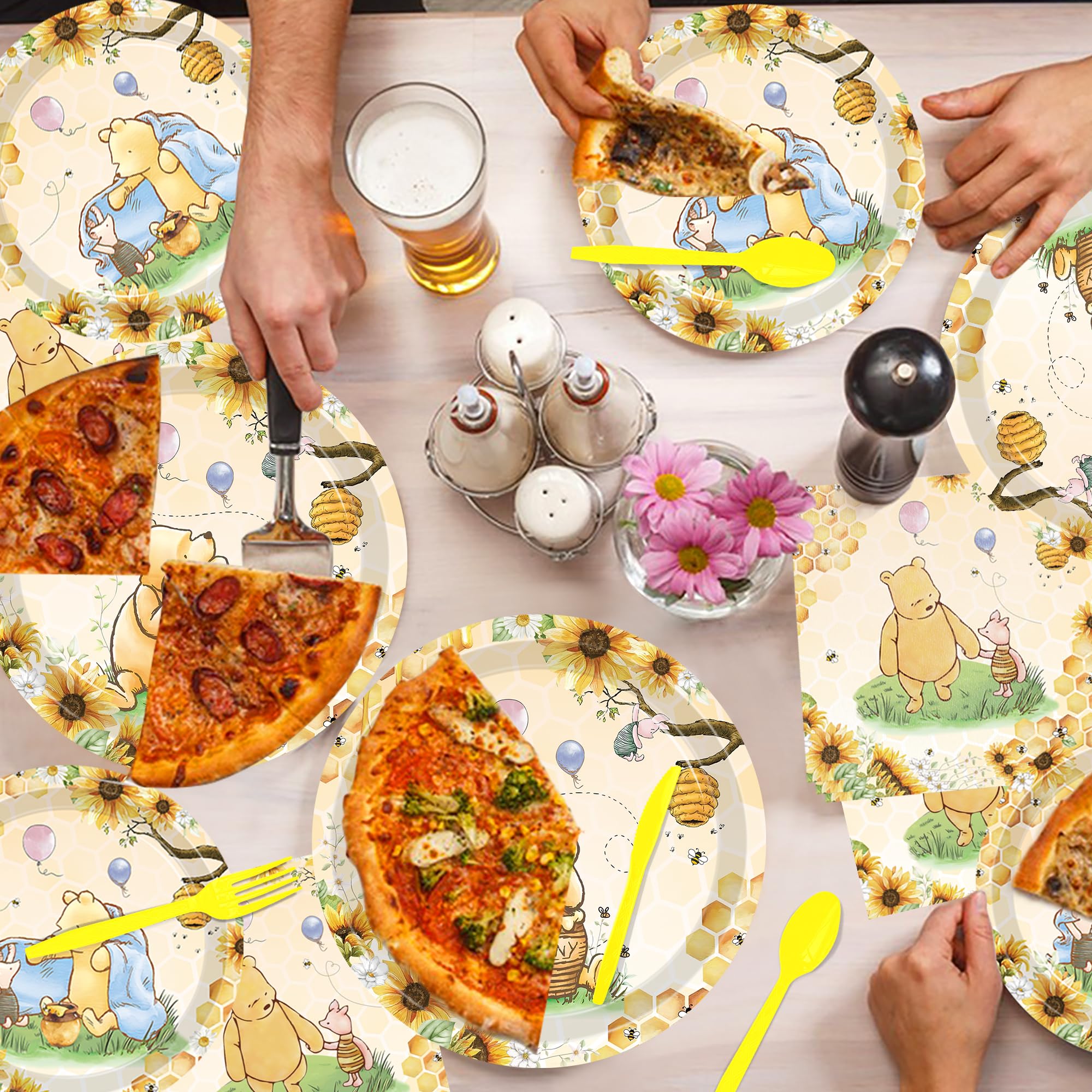 WISSLERMER bear-themed tableware set for cohesive party decor