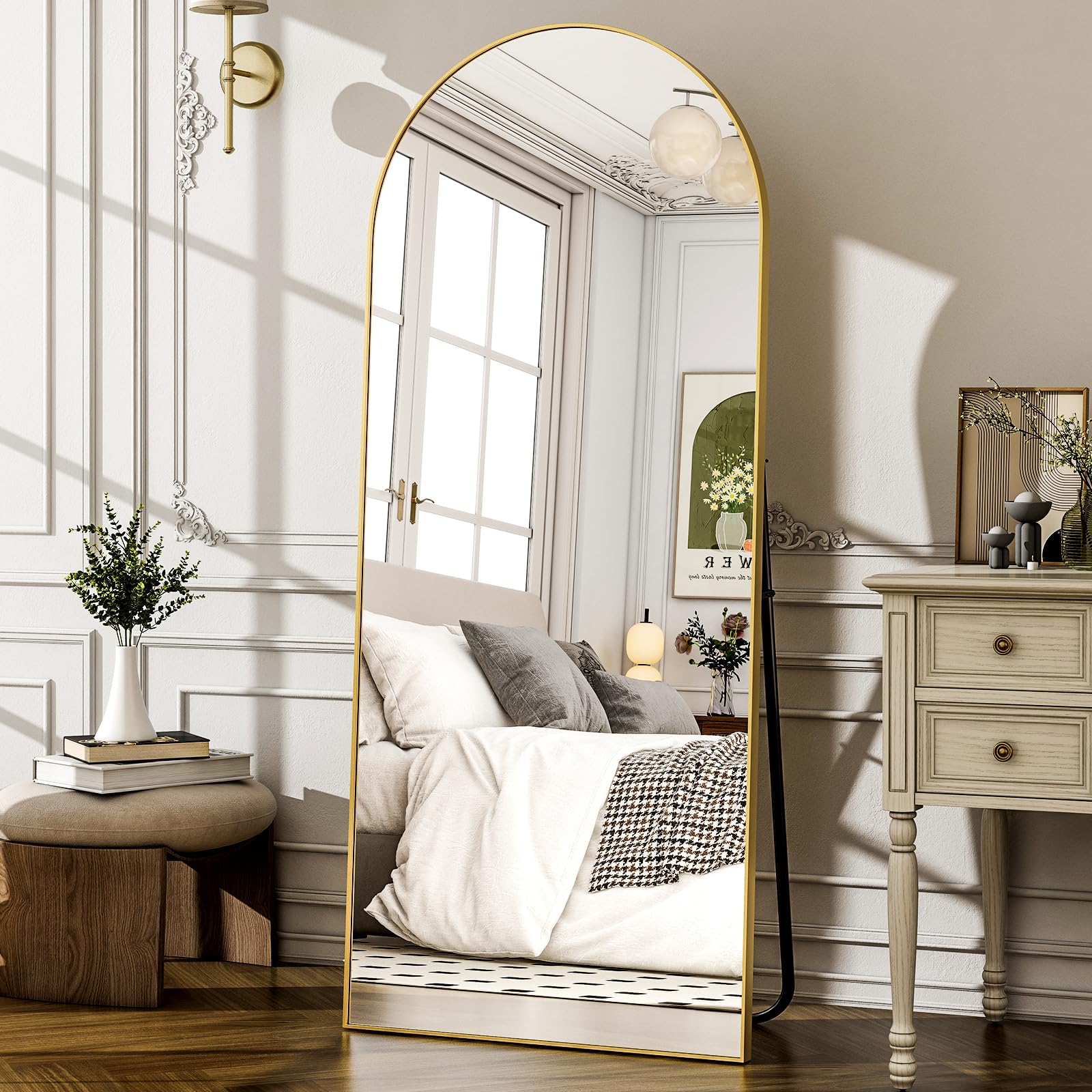 WISSMIELS explosion-proof glass preserves a clear reflection and safe viewing.