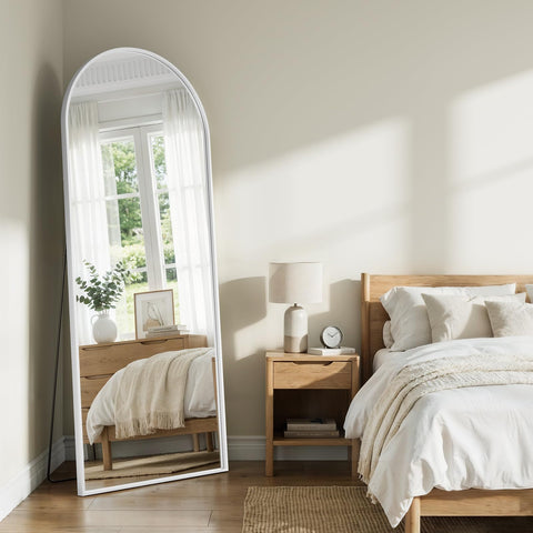 WISSMIELS standing and wall-mount mirror offers versatile placement