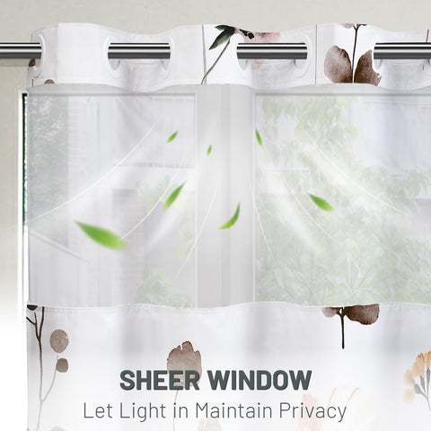 WITHLOC snap-in liner interior is easy to remove for cleaning.