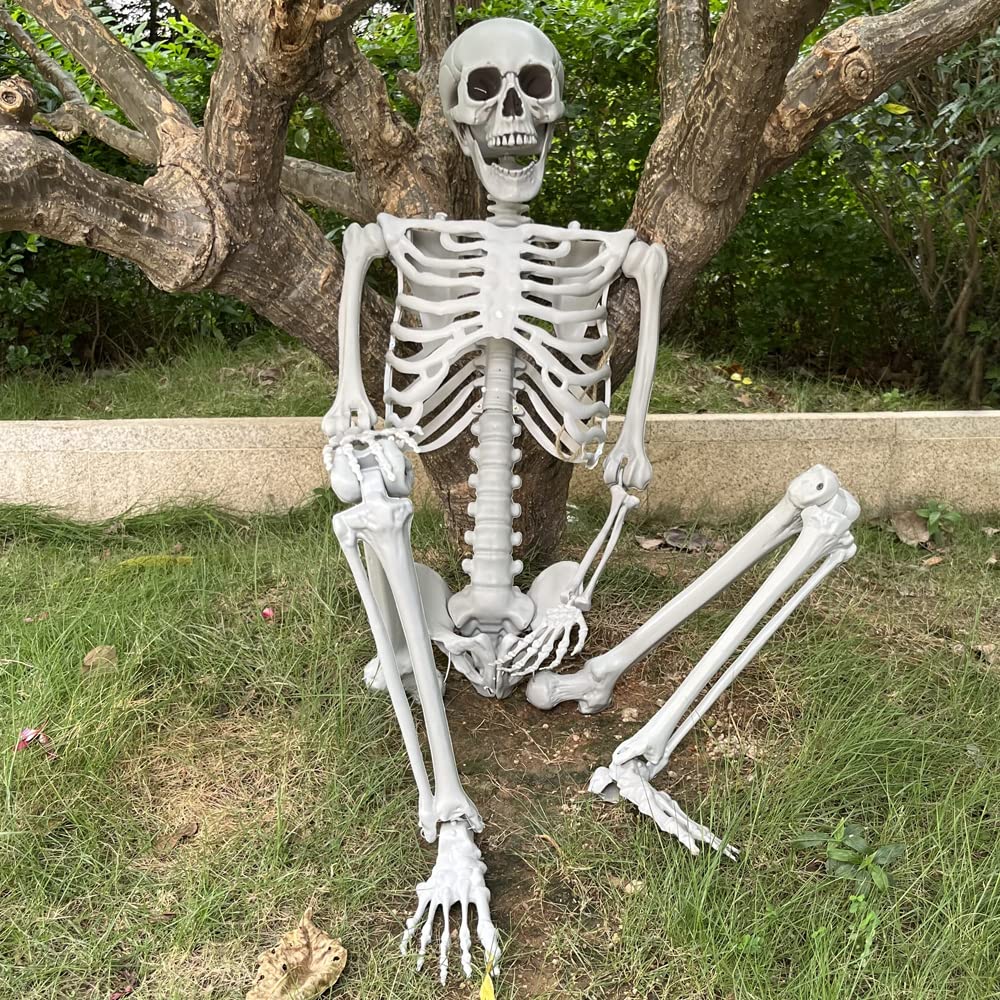 Wocst graveyard scene prop for dramatic cemetery displays