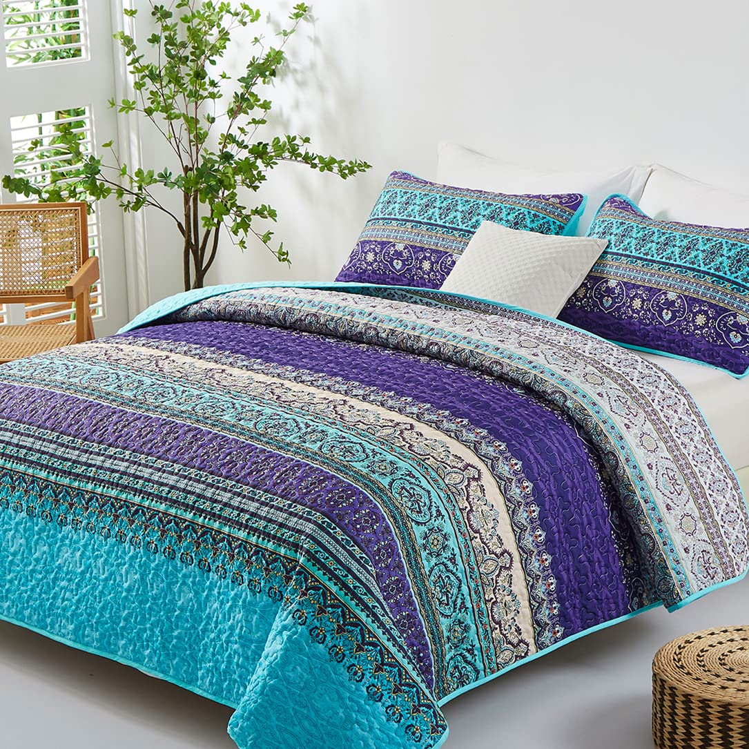 WONGS BEDDING close-up stitching highlights vibrant Bohemian details.