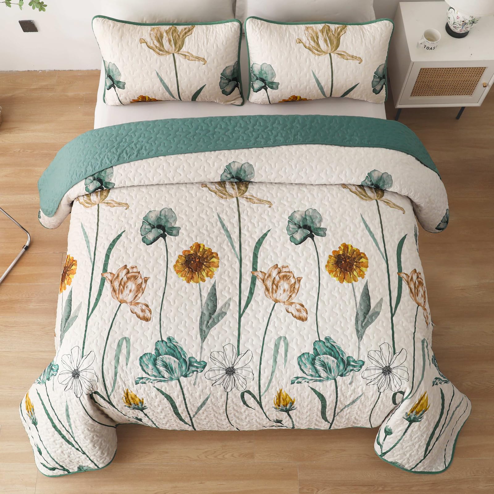 WONGS BEDDING floral quilt stitching detail showing durable quilting