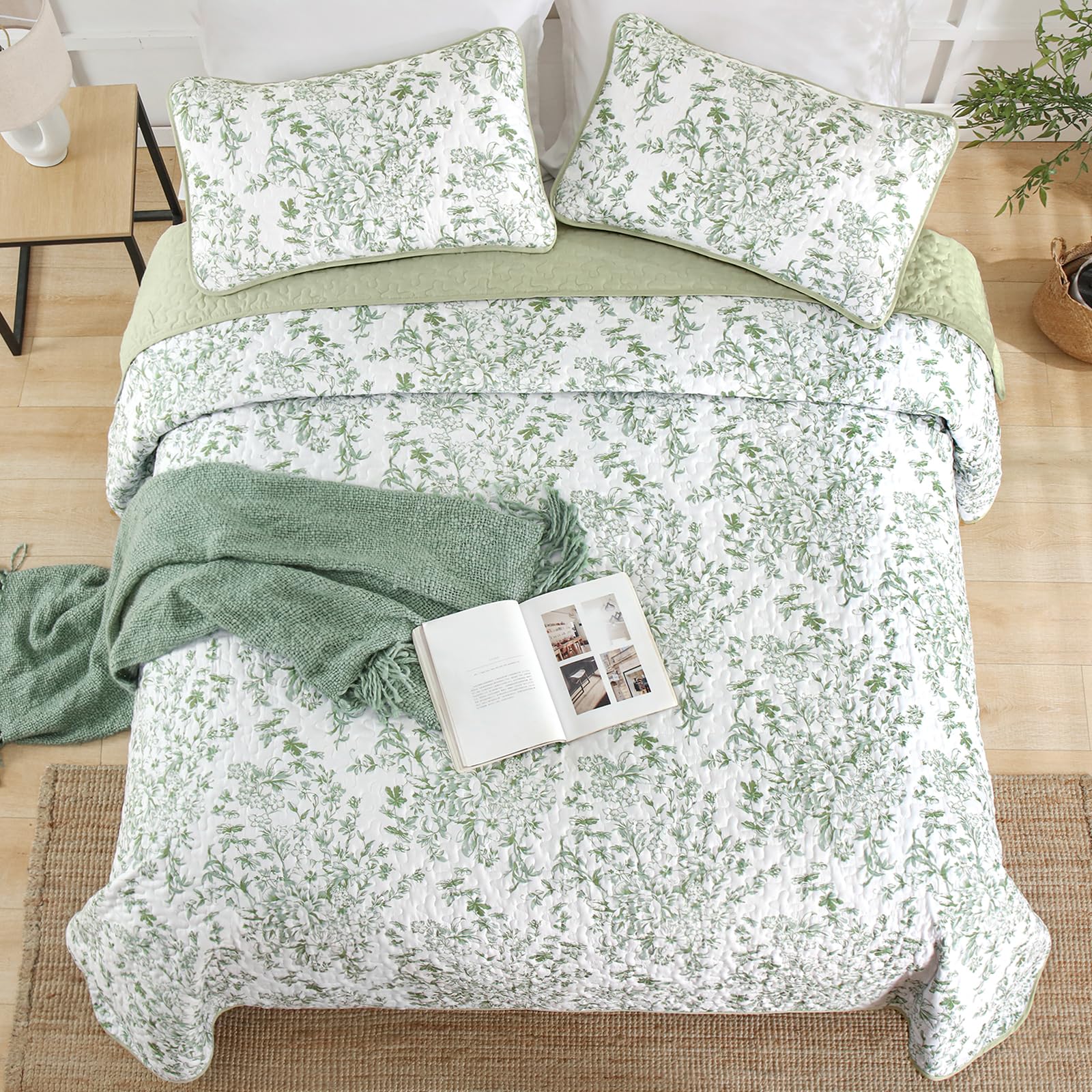 WONGS BEDDING reversible design visual shows two looks in one quilt set.