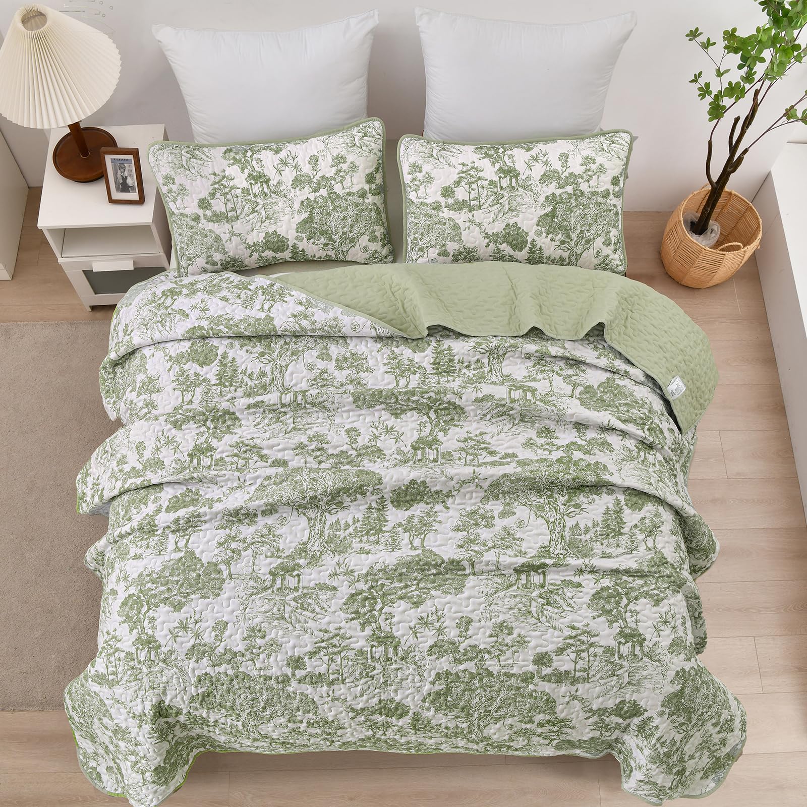 WONGS BEDDING soft microfiber close-up highlights breathable, lightweight comfort