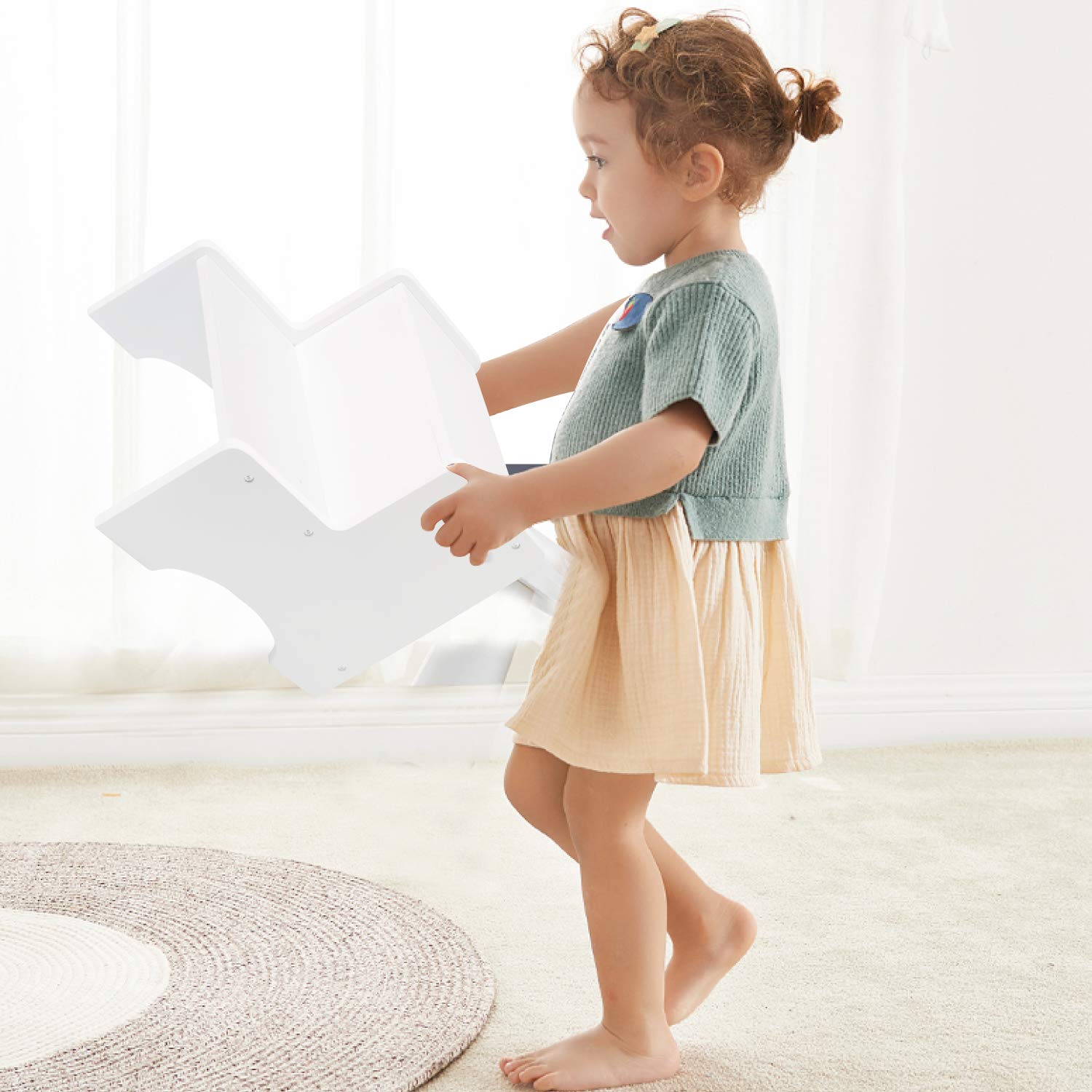 WOOD CITY Toddler Step Stool top surface with non-slip pads for grip