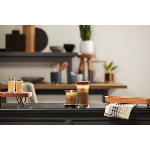 WoodWick Caramel layer closeup, creamy sweetness ideal for cozy evenings
