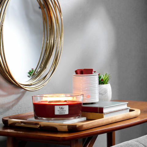 WoodWick Cinnamon Chai fragrance diffusion in a room