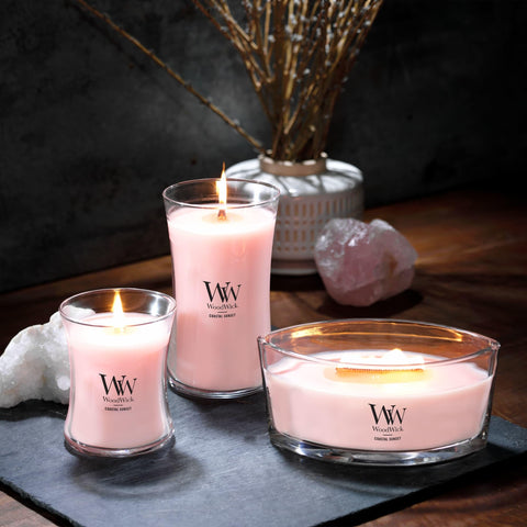 WoodWick Coastal Sunset Ellipse warm ambience accents any home setting.