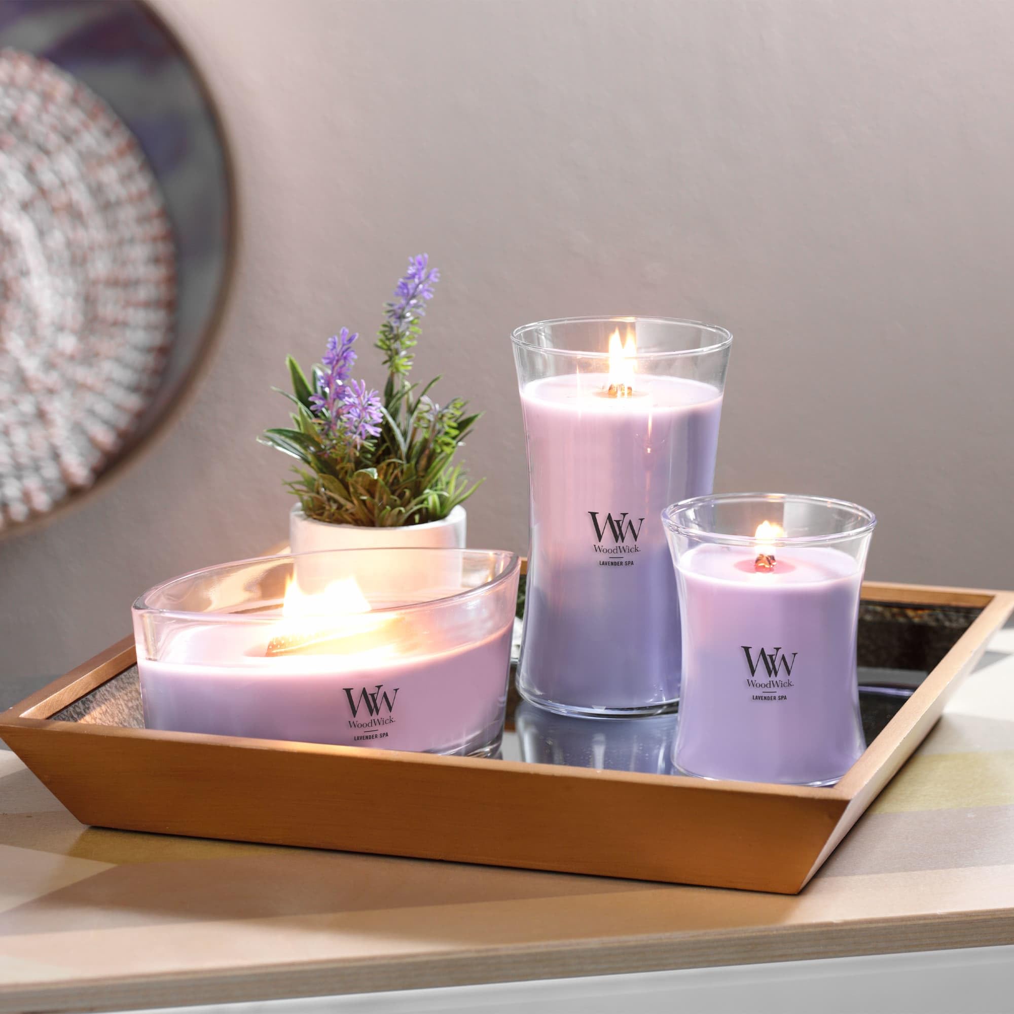 WoodWick Lavender Spa packaging shows USA-made quality and thoughtful presentation.