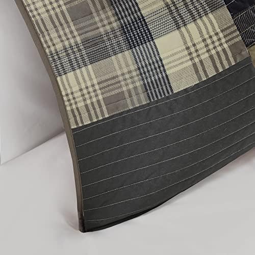 Woolrich Winter Hills coverage 92x96 quilt dimension for oversized queen.