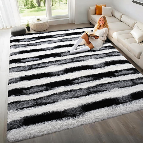 Woottpe 4x6 feet rug in black and white creates a cozy living room atmosphere