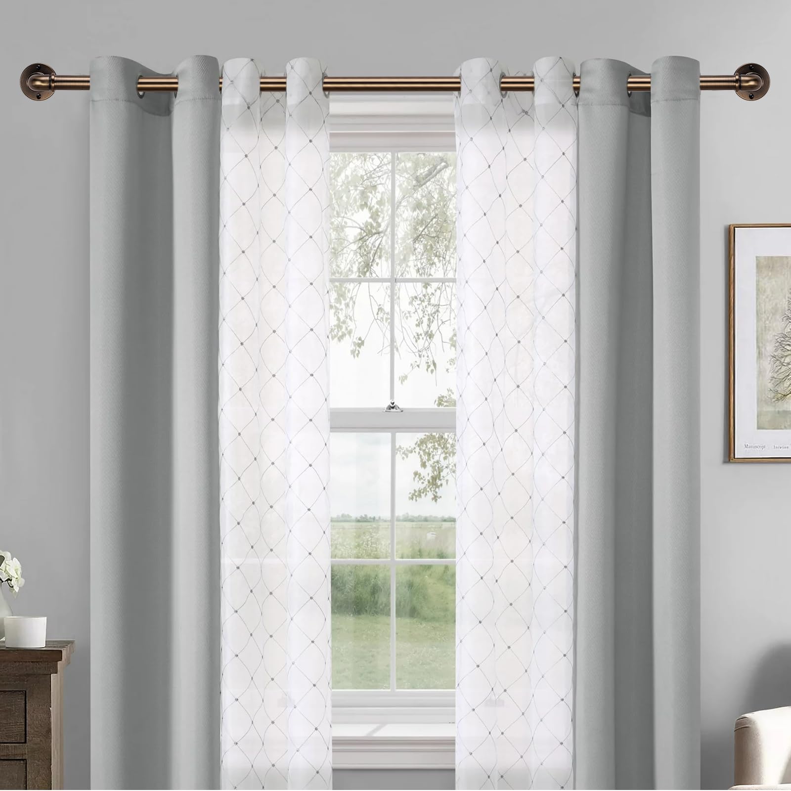 WORLD RODS wraparound design improves privacy and reduces gaps.