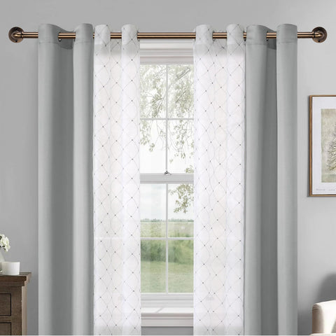 WORLD RODS wraparound design improves privacy and reduces gaps.
