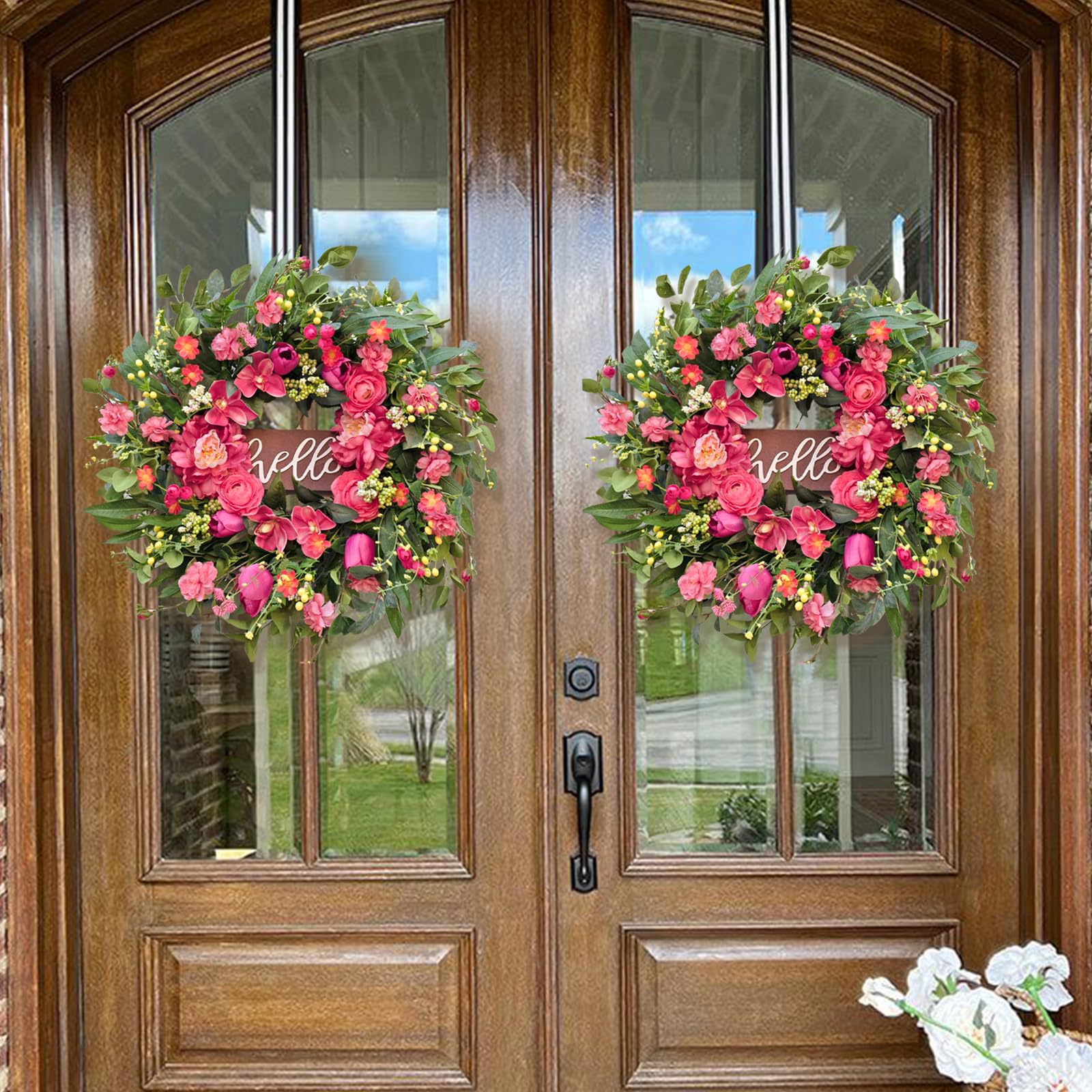WreathQueen Weatherproof outdoor wreath ready for indoor or outdoor display.