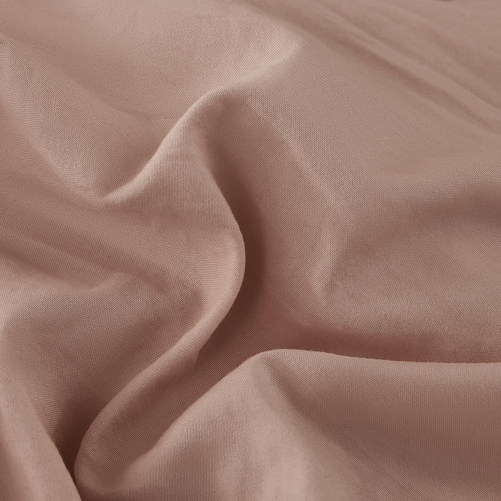 WRENSONGE Minimalist bedroom decor scene with dusty-pink set
