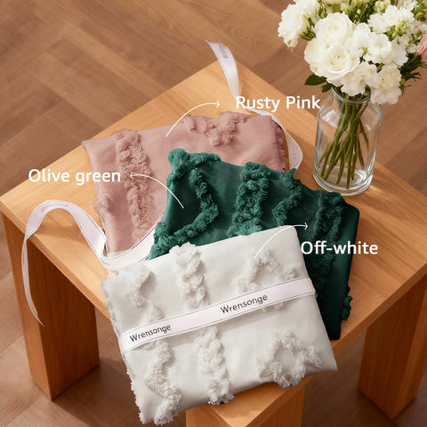 WRENSONGE flat sheet and pillowcases are machine washable for easy care.