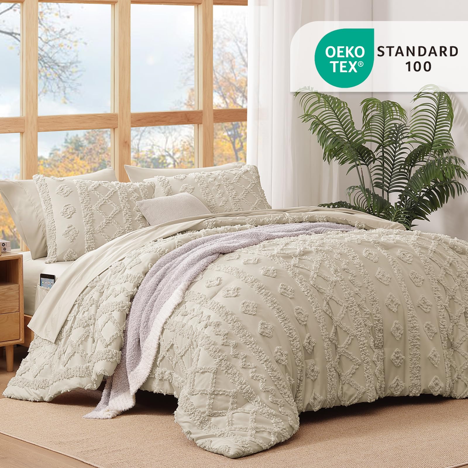 WRENSONGE king fitted sheet features a pocket for secure storage and fit.