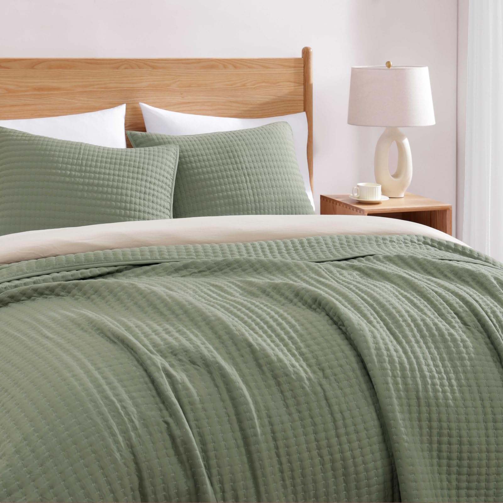 WRENSONGE king quilt lightweight bedding ideal for warmer nights