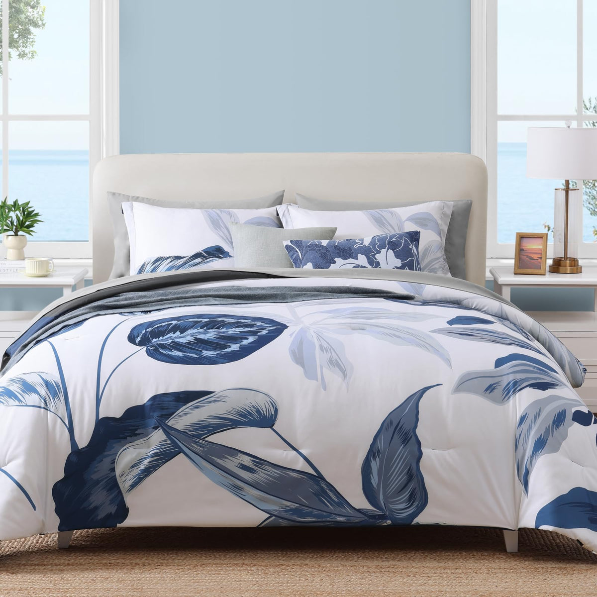 WRENSONGE Queen Comforter Set with blue tropical leaves for all-season comfort