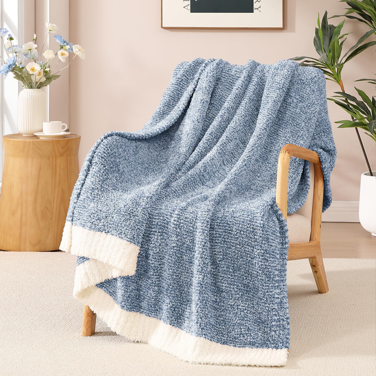 WRENSONGE throw blanket blue close-up, soft microfiber warmth for cozy evenings.