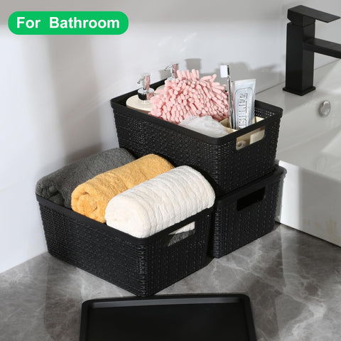 WRRLORS lids protect contents from dust and moisture.