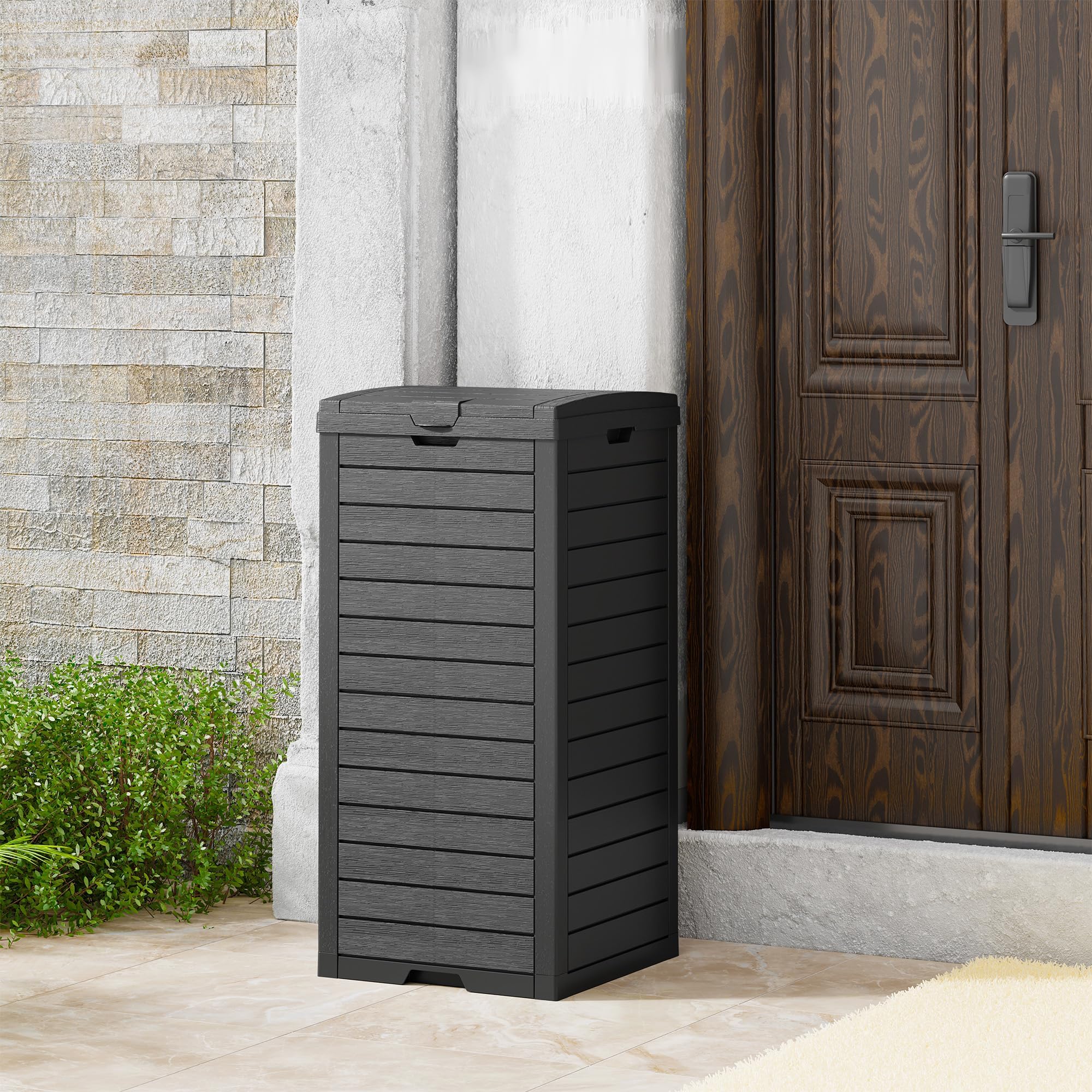 WTFGO trash can with drip tray for quick cleanup and reduced leaks.