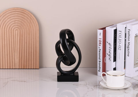 WUBIANJIE Mobius knot shelf display brings compact elegance to living rooms