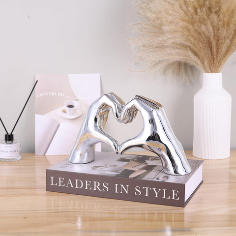 WUBIANJIE Silver Heart Hands Sculpture coffee table centerpiece enhances living room style