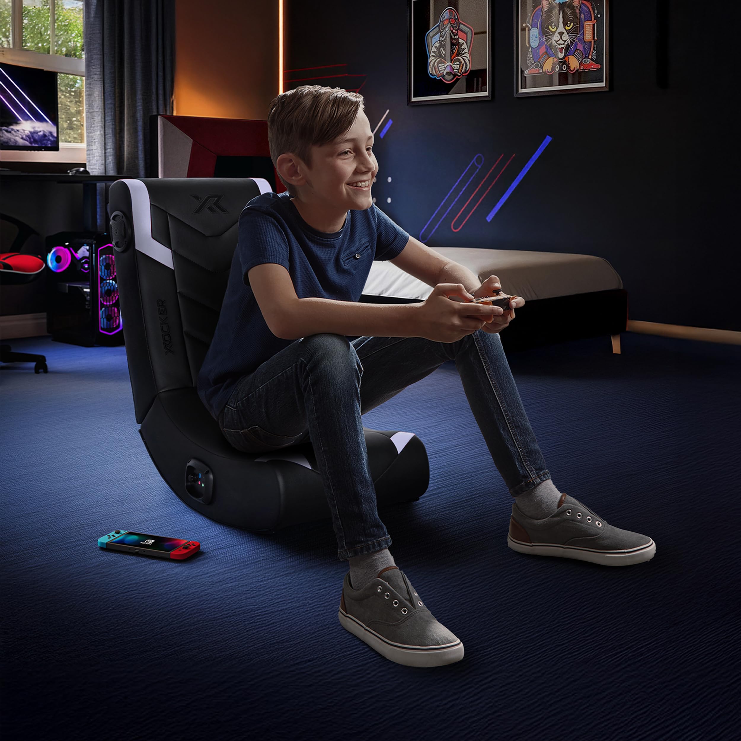 X Rocker Eclipse setup offers wired or wireless audio options.