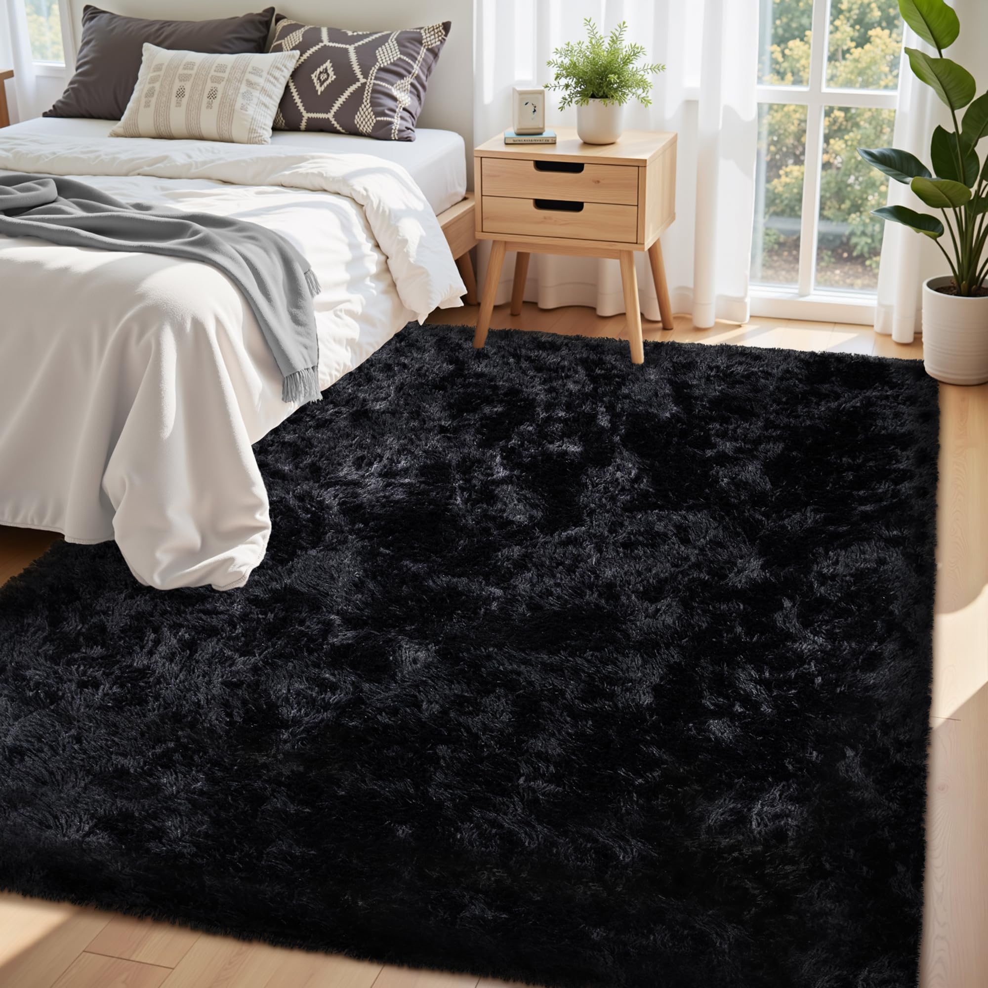 Xafir fluffy shag rug close-up shows dense pile for warmth.