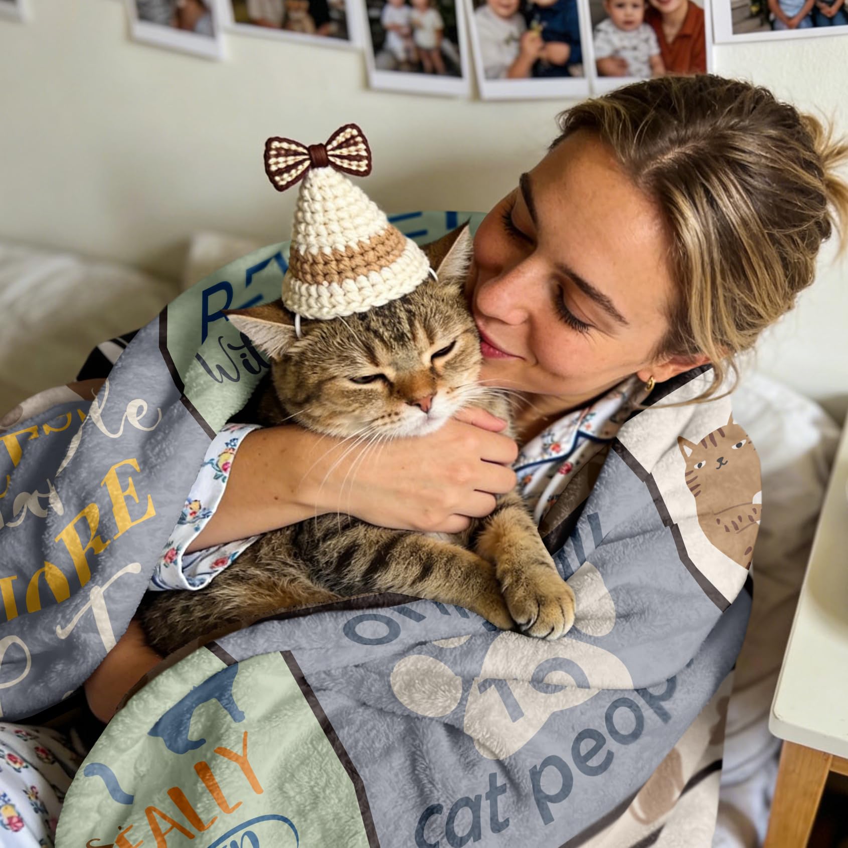 XALAZY cat mom blanket 50x60 inches provides generous coverage for snuggles