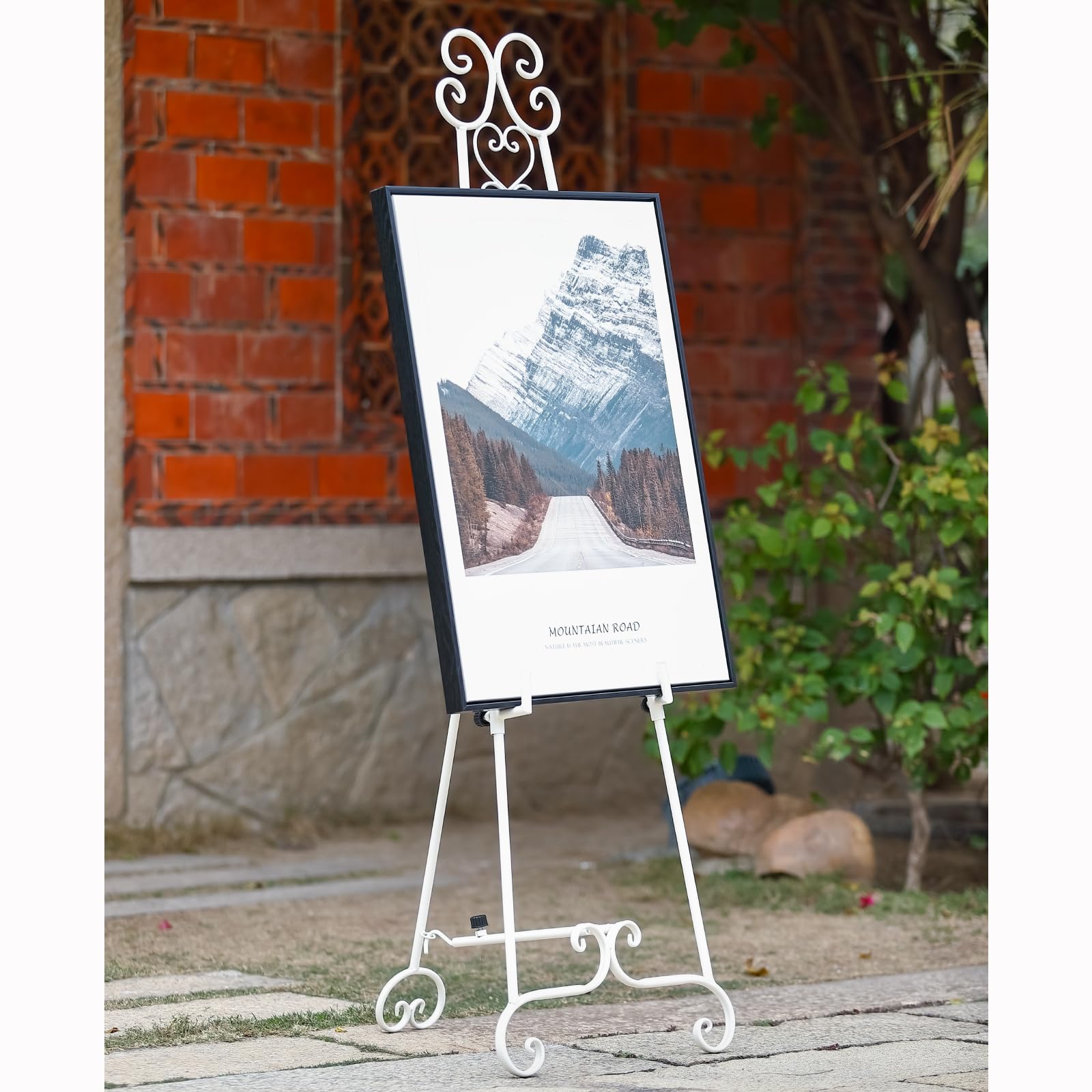 XAONIEN lightweight easel display stand easy to move and position