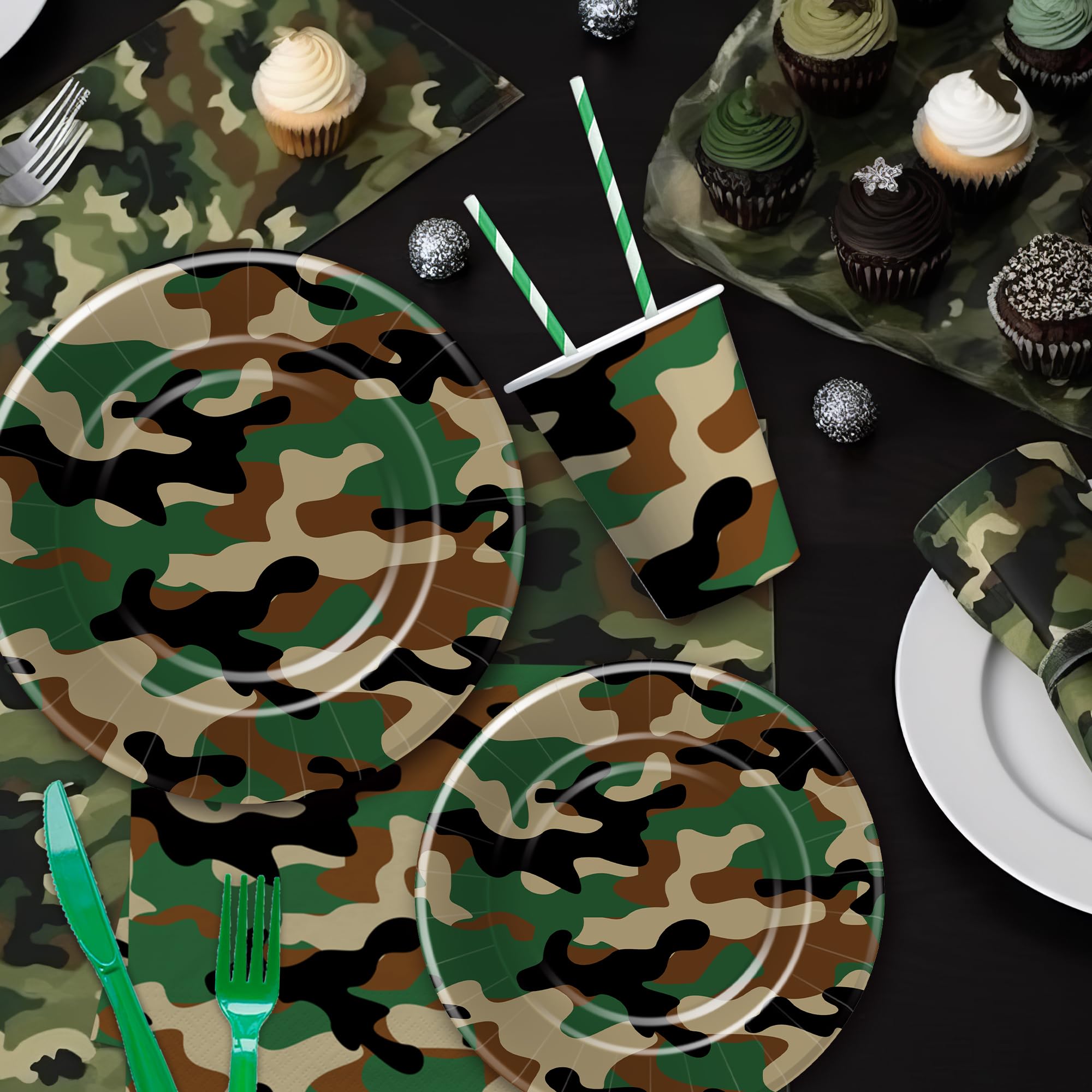 Xenorik camouflage cup handy for events and quick beverage service.