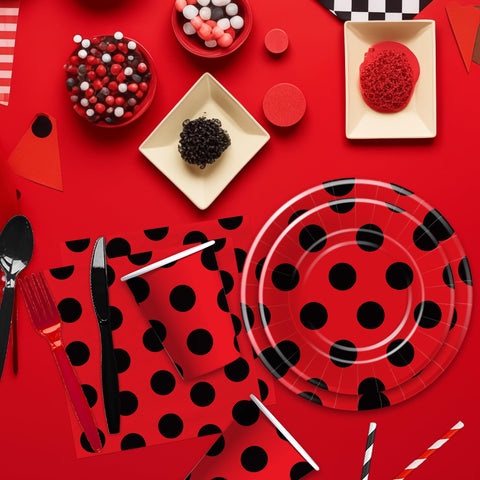 Xenorik ladybug party set creates a coordinated setup for birthdays and baby showers.