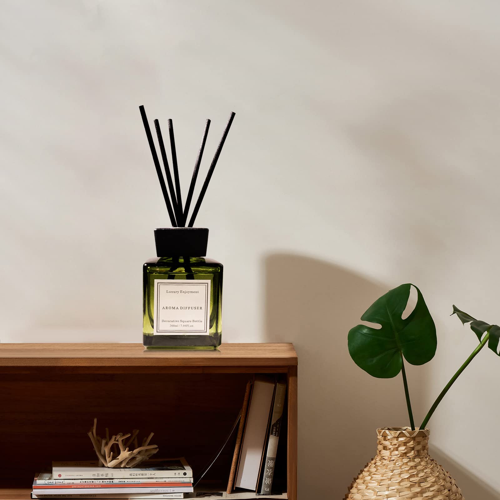 XEPTLE Green glass diffuser housing adds chic decor and versatile style.